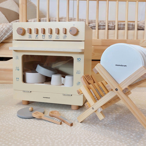 Puidust nõudepesumasin koos tarvikutega