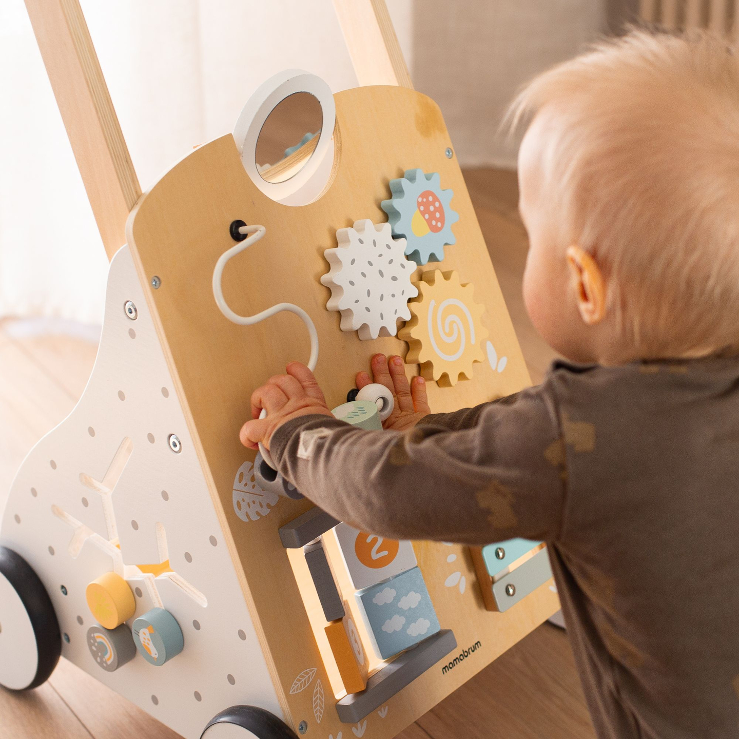 Hariduslik puidust kõndija 8in1 / beebitõukur - manipulatiivne laud