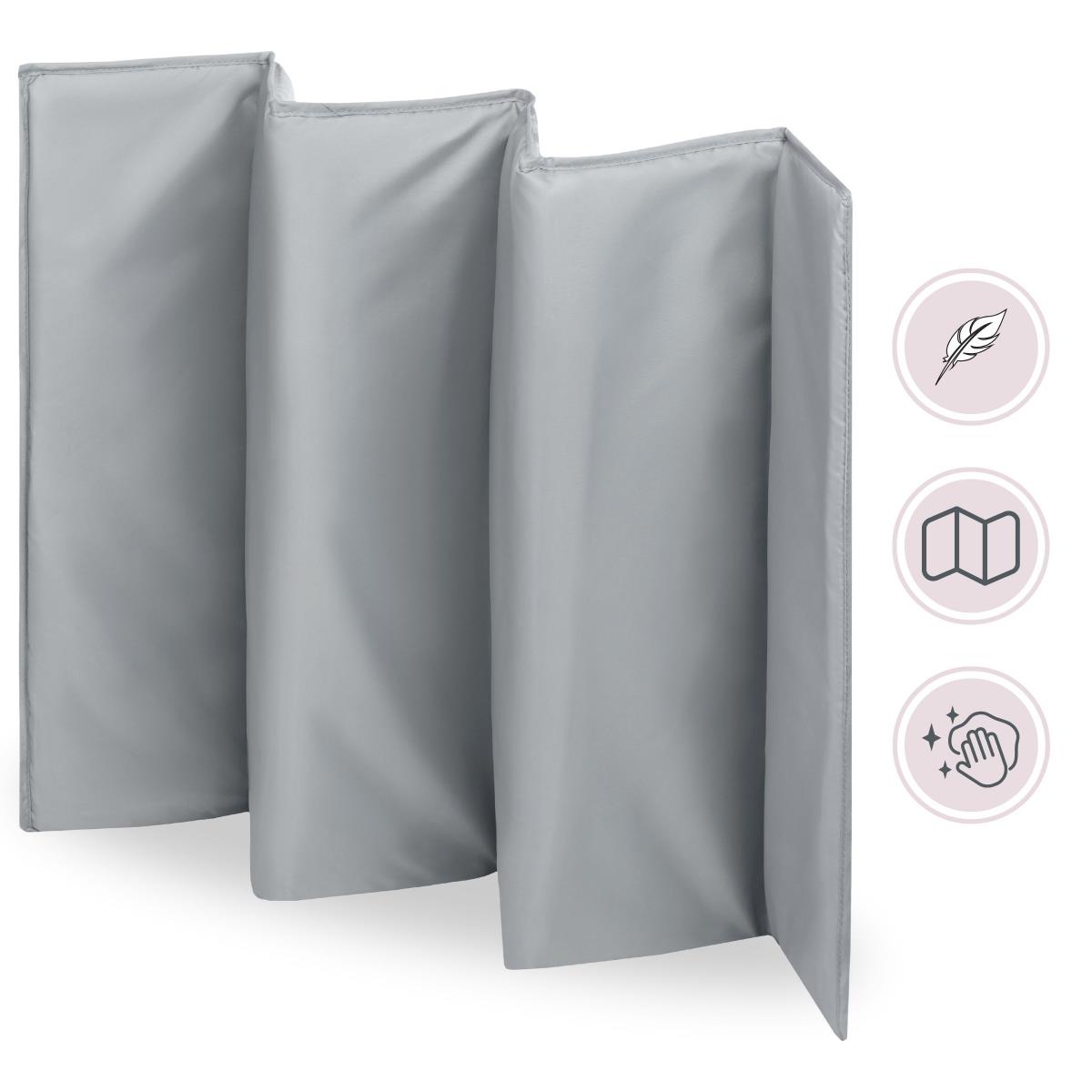 Tihedalt 3-in-1 kandevoodi koos muutmislaua, madratsi ja kandekotiga