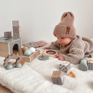 Montessori kasvatuskarp beebidele - 6 mänguasja