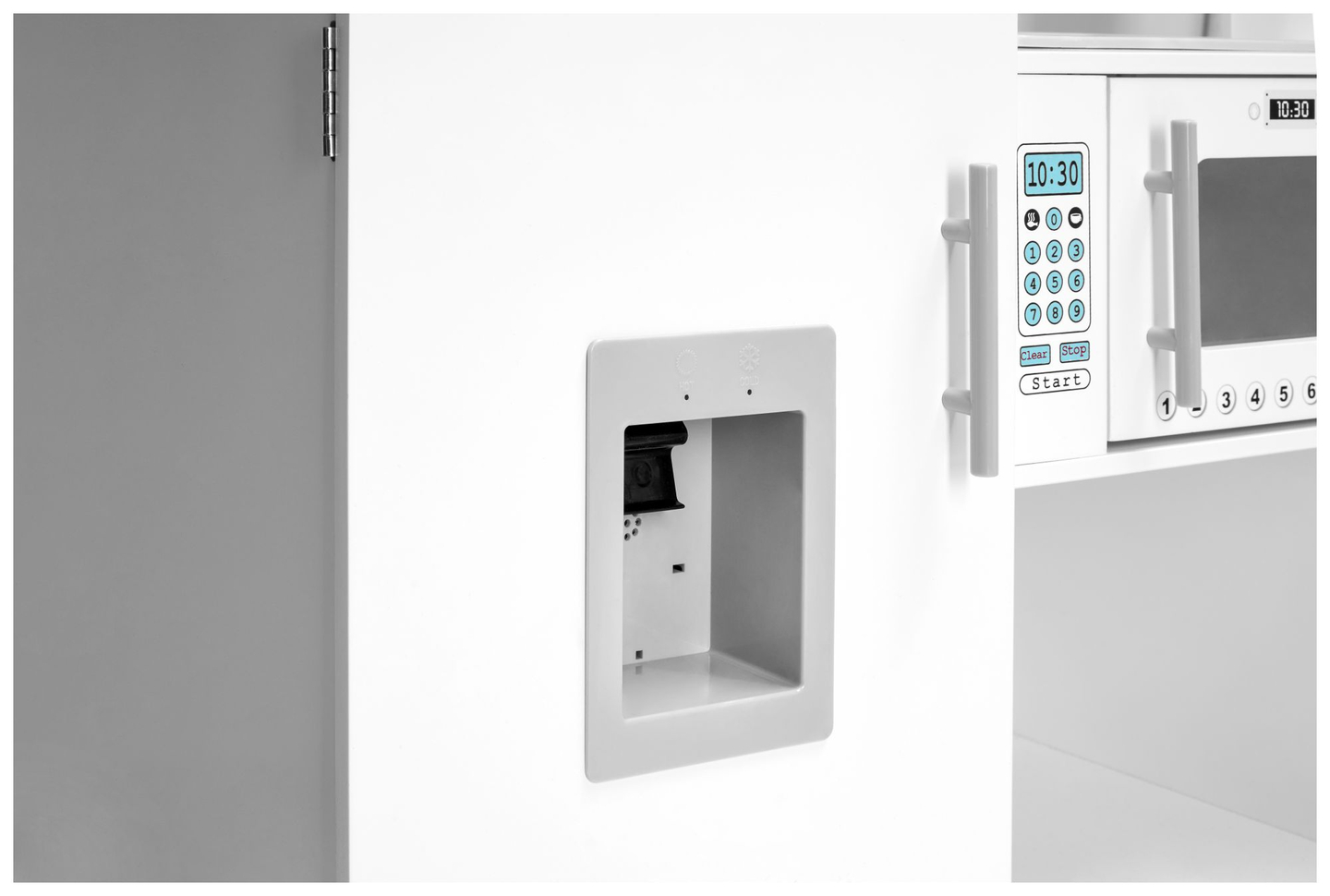 Nurgas puidust XXXL köök koos külmiku, ahju, pesumasina, esiliistu ja tarvikutega