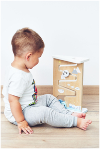 Puidust kahepoolne sensoorne manipulatsioonilaud