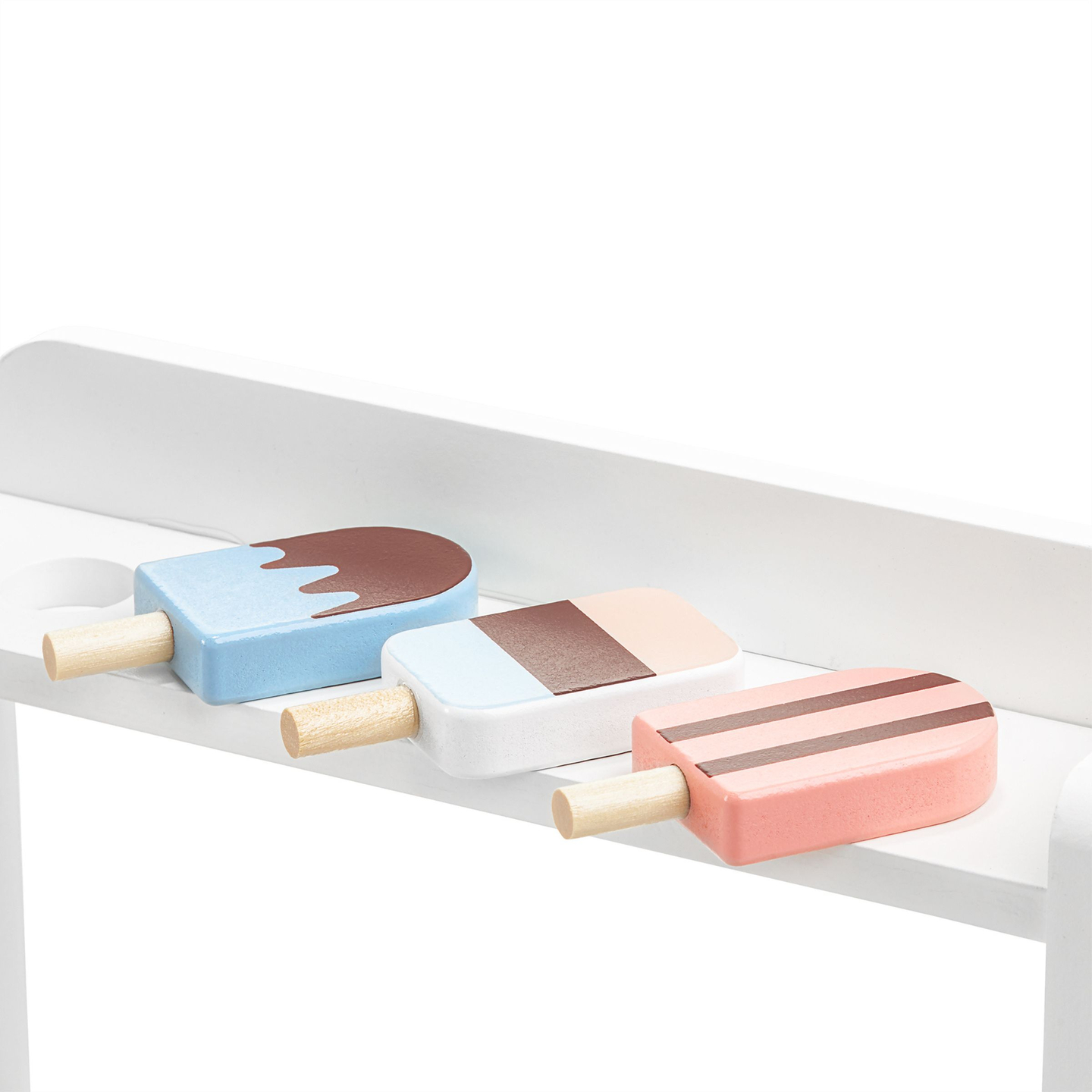 Puidust jäätisekohvik koos kohvimasinaga - kohvik koos tarvikutega