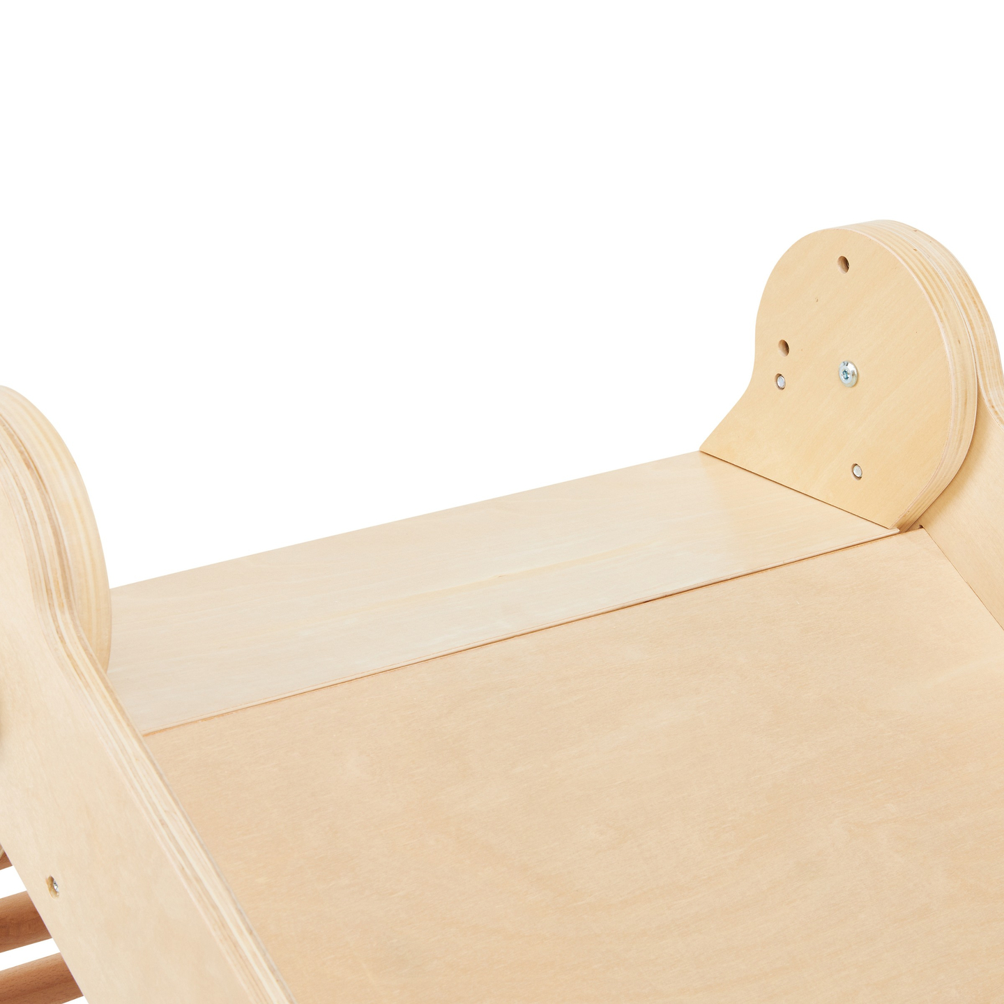 Puidust liumägi koos redeliga lastele