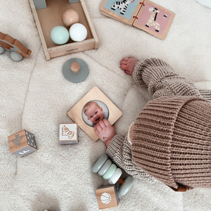 Montessori kasvatuskarp beebidele - 6 mänguasja