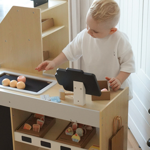 Puidust köögiviljaturg - suur XXL kiosk, mängukassaga pood