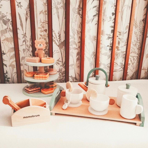 Suur puidust teekomplekt koos kandikuga - 17 toodet
