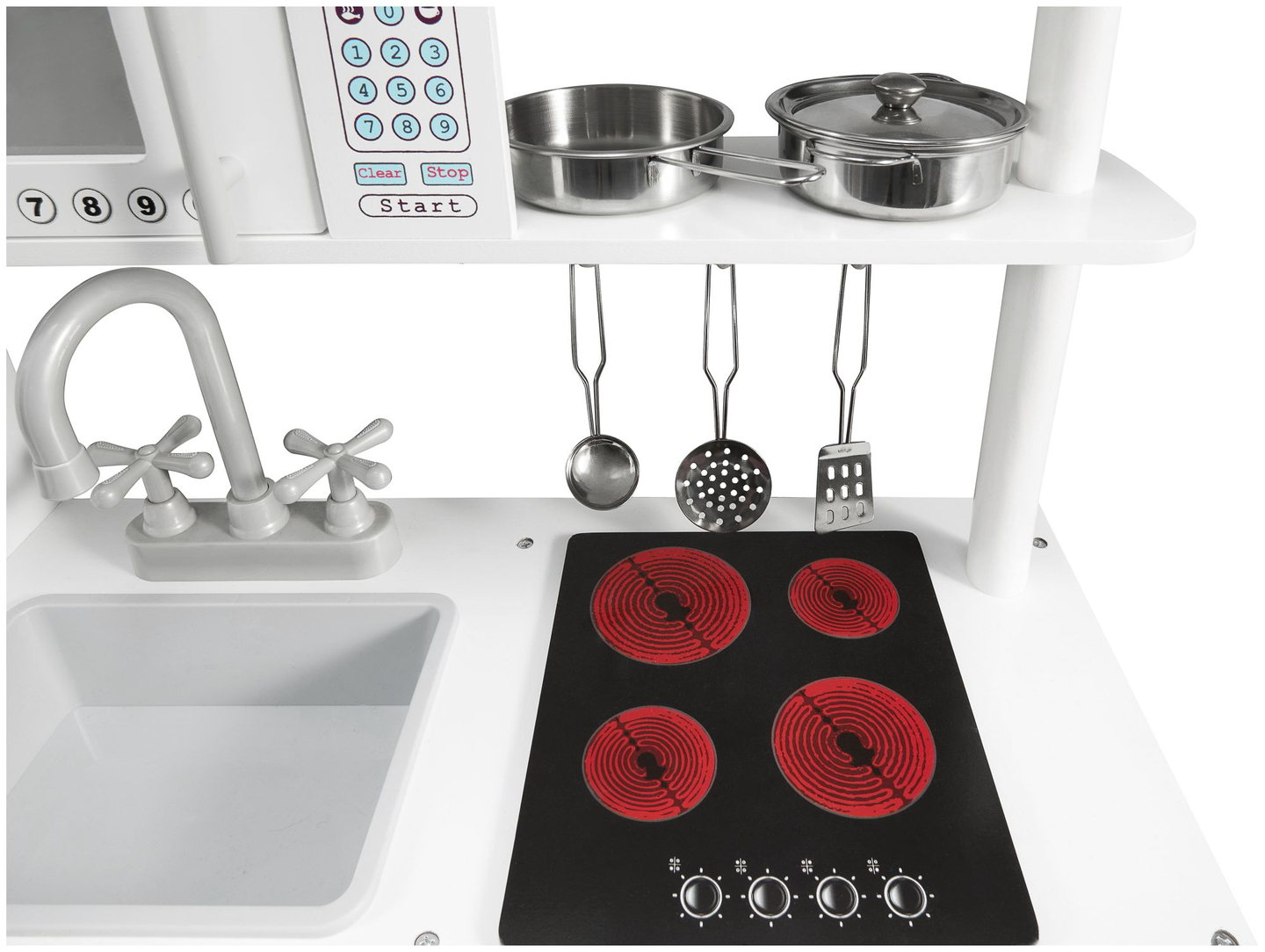 Suured puidust valged köögitarvikud ja esiliin