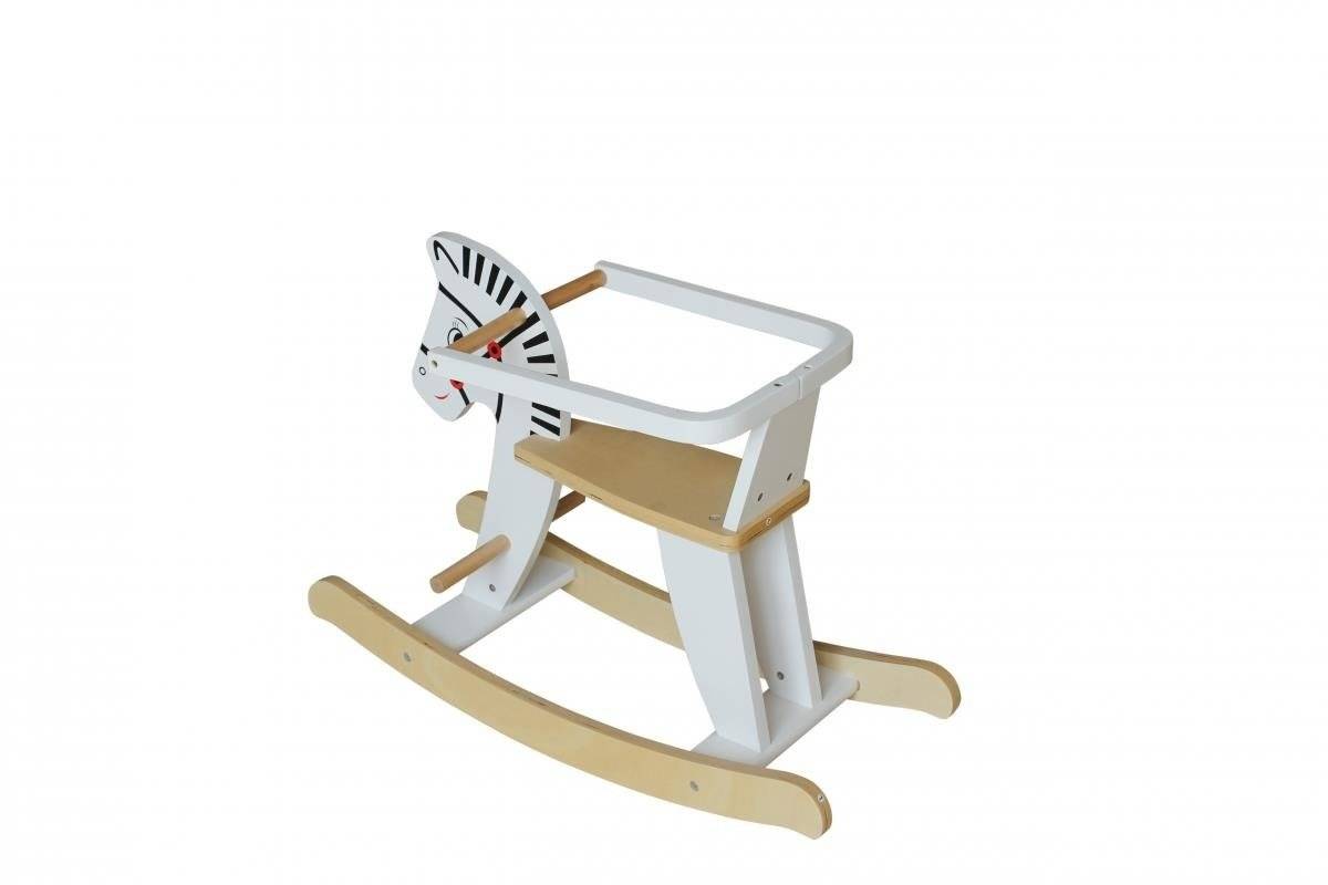 Puidust kiikhobune koos piirdega K11