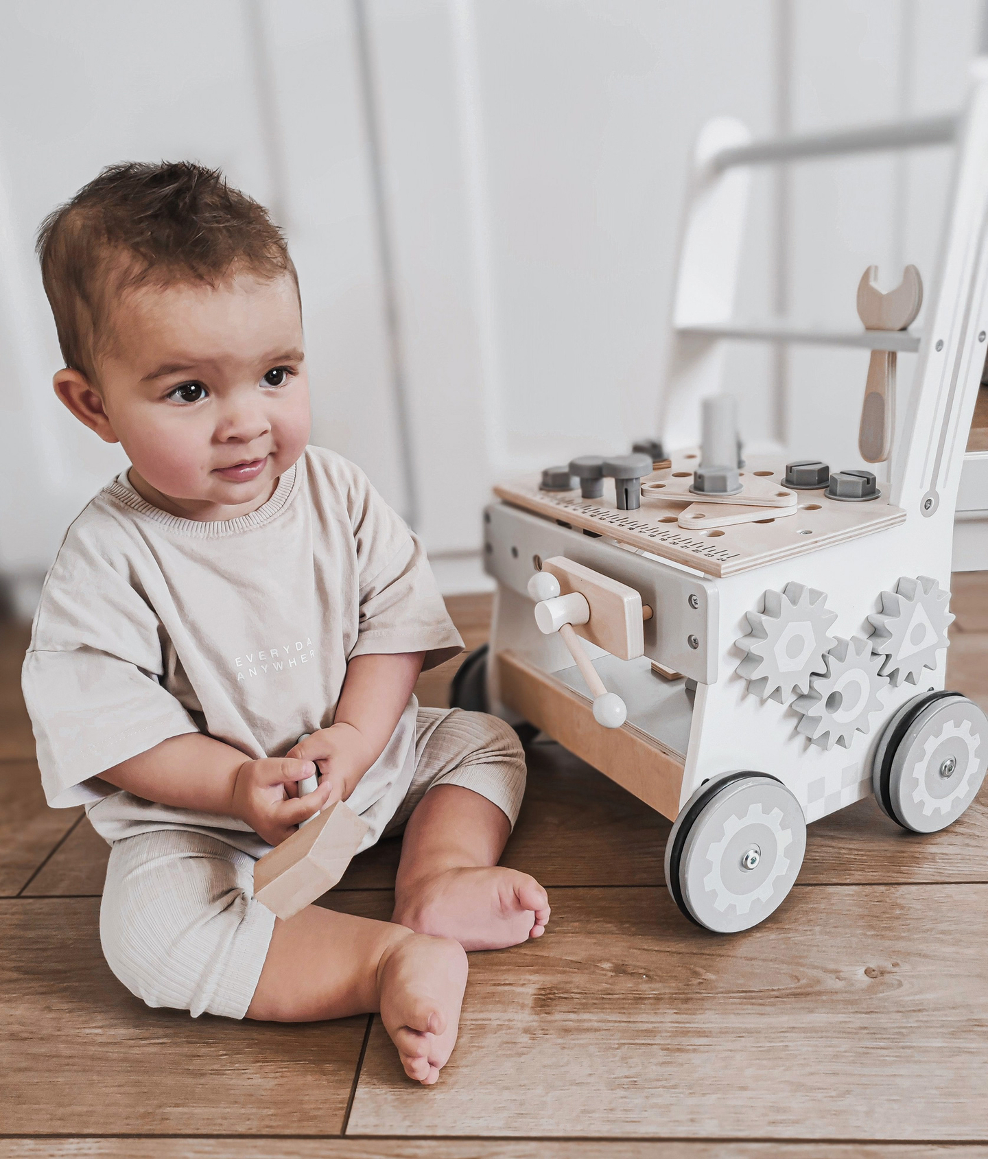 3-in-1 puust kõndija, tõukur + töökoda - 47 elementi