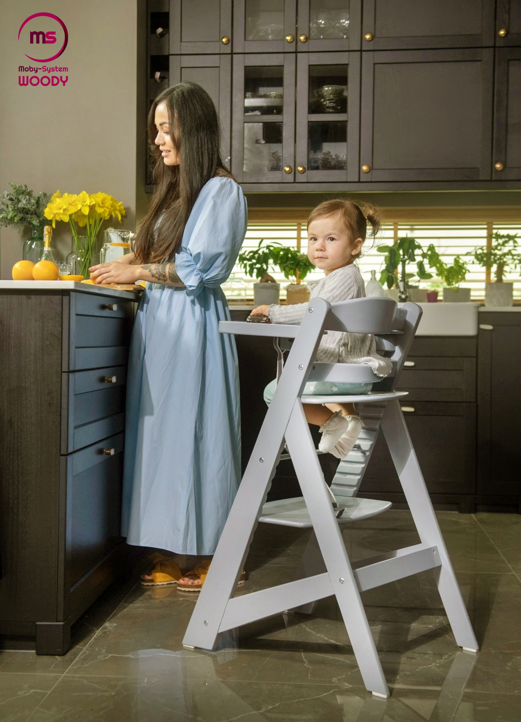 Puidust söötmistool Moby-System WOODY - halli värvi