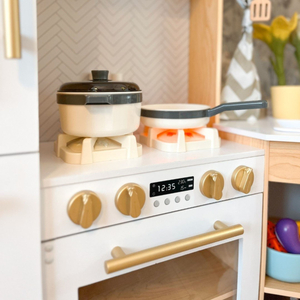 XXXXL suur puidust interaktiivne köök LED-valgustusega, pesumasin, mikrolaineahi, kohvimasin ning puu- ja köögiviljakomplekt - 50 elementi