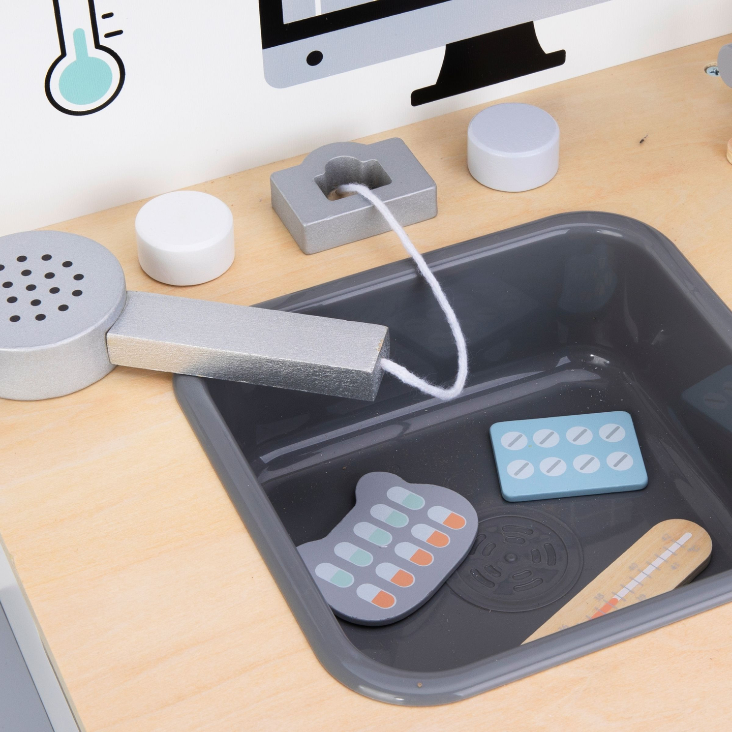 Loomahaigla - puidust komplekt