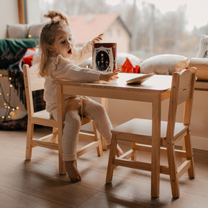 Puidust laud ja 2 tooli - lastekomplekt