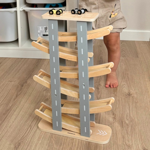 Puidust rada - liuglemine autodele - 6 korrust