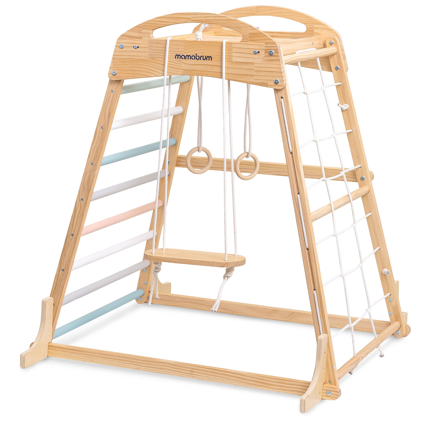 Puidust sisemänguväljak kiige, võimlemisrõngaste ja ronimisvõrguga