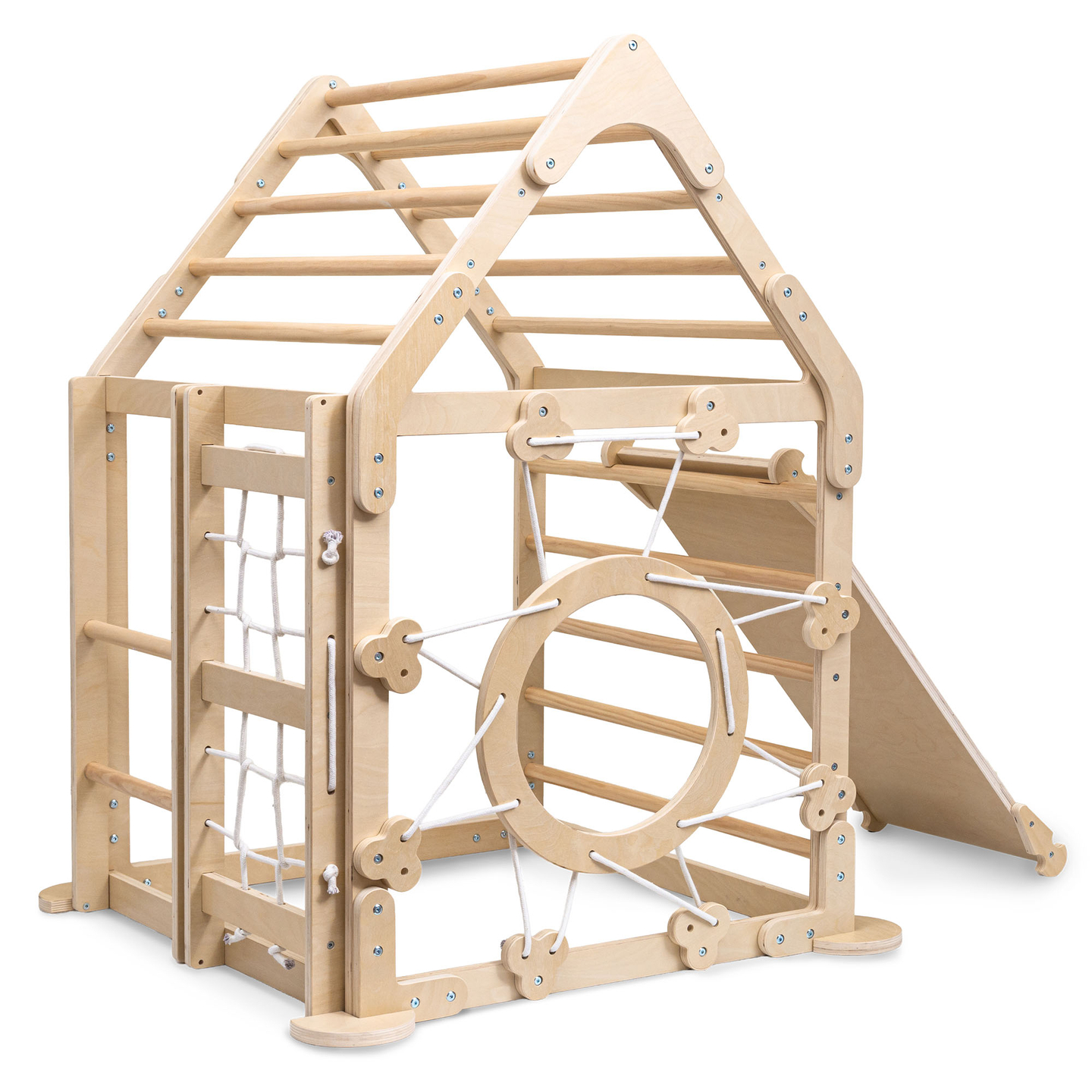 Puidust sisemänguväljak lastele - maja redelitega ja liumäega