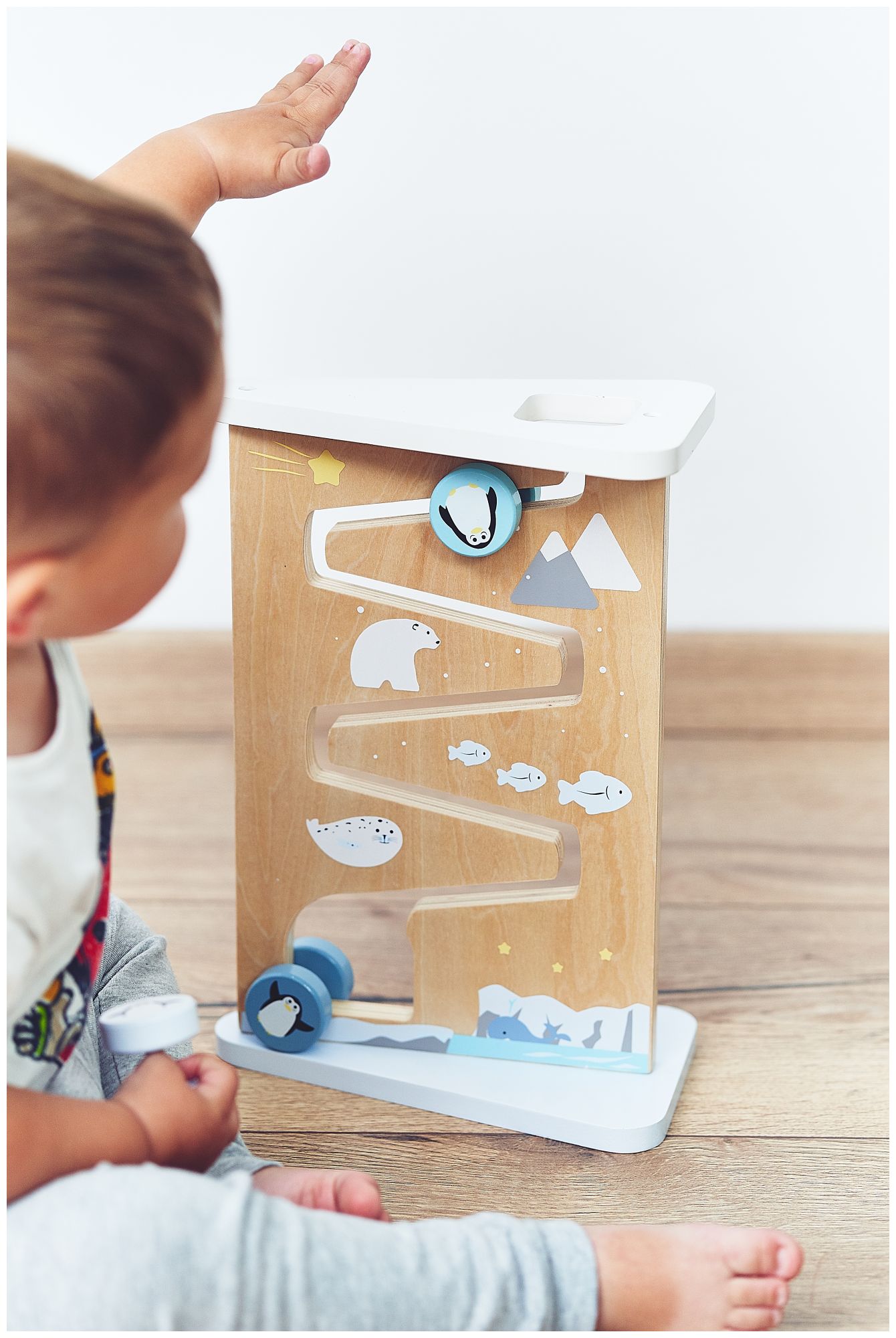 Puidust kahepoolne sensoorne manipulatsioonilaud