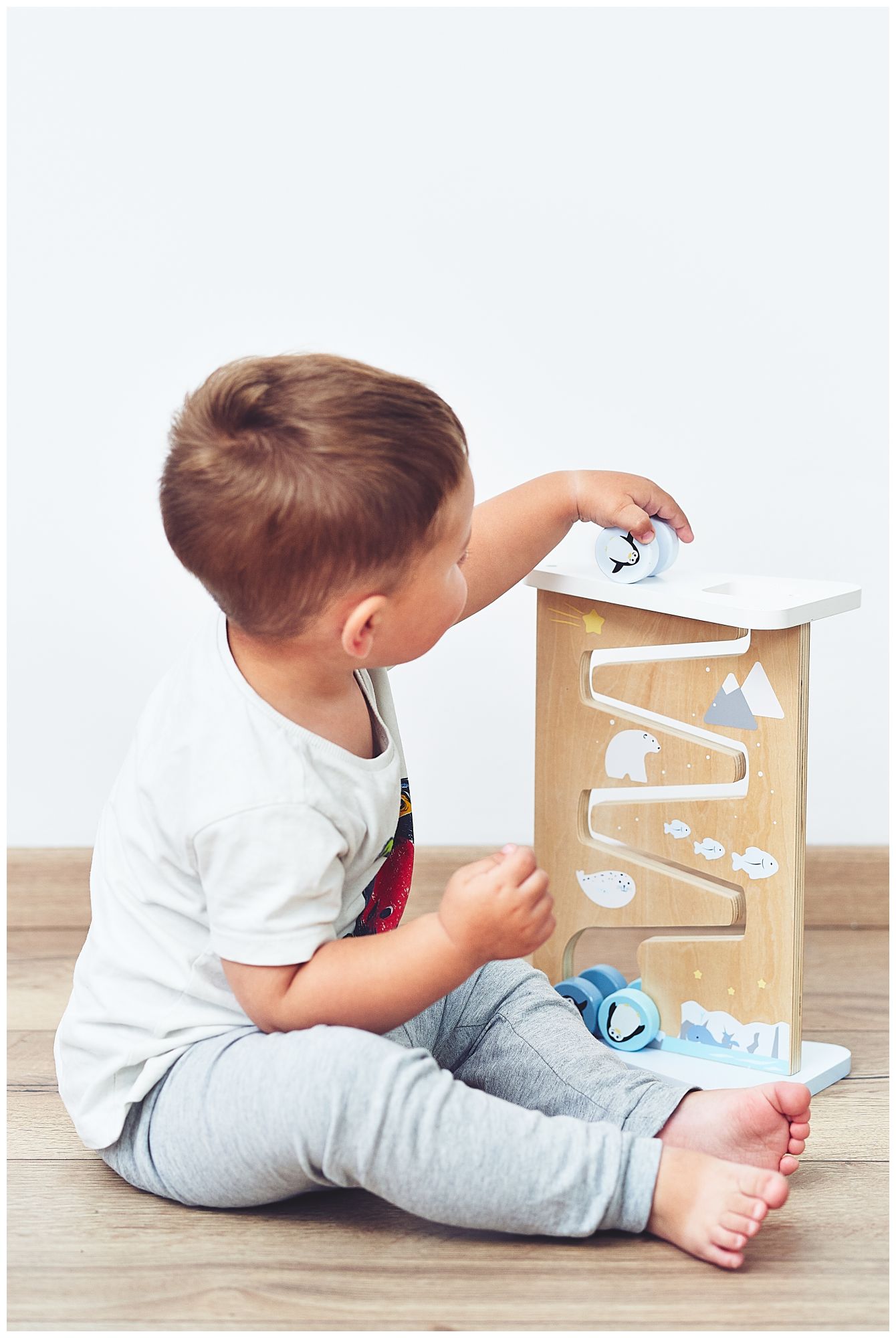 Puidust kahepoolne sensoorne manipulatsioonilaud